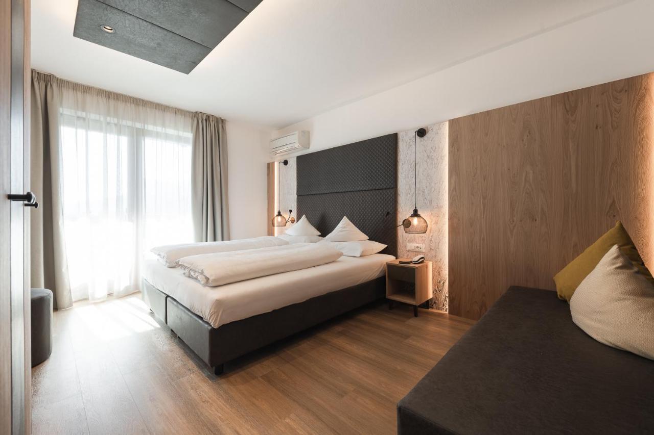 Hotel Foerstlerhof Postal / Burgstall Eksteriør billede